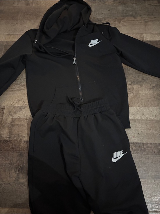 Nike Pants - Women’s set